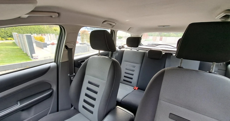Ford Focus cena 16000 przebieg: 213310, rok produkcji 2010 z Piechowice małe 154